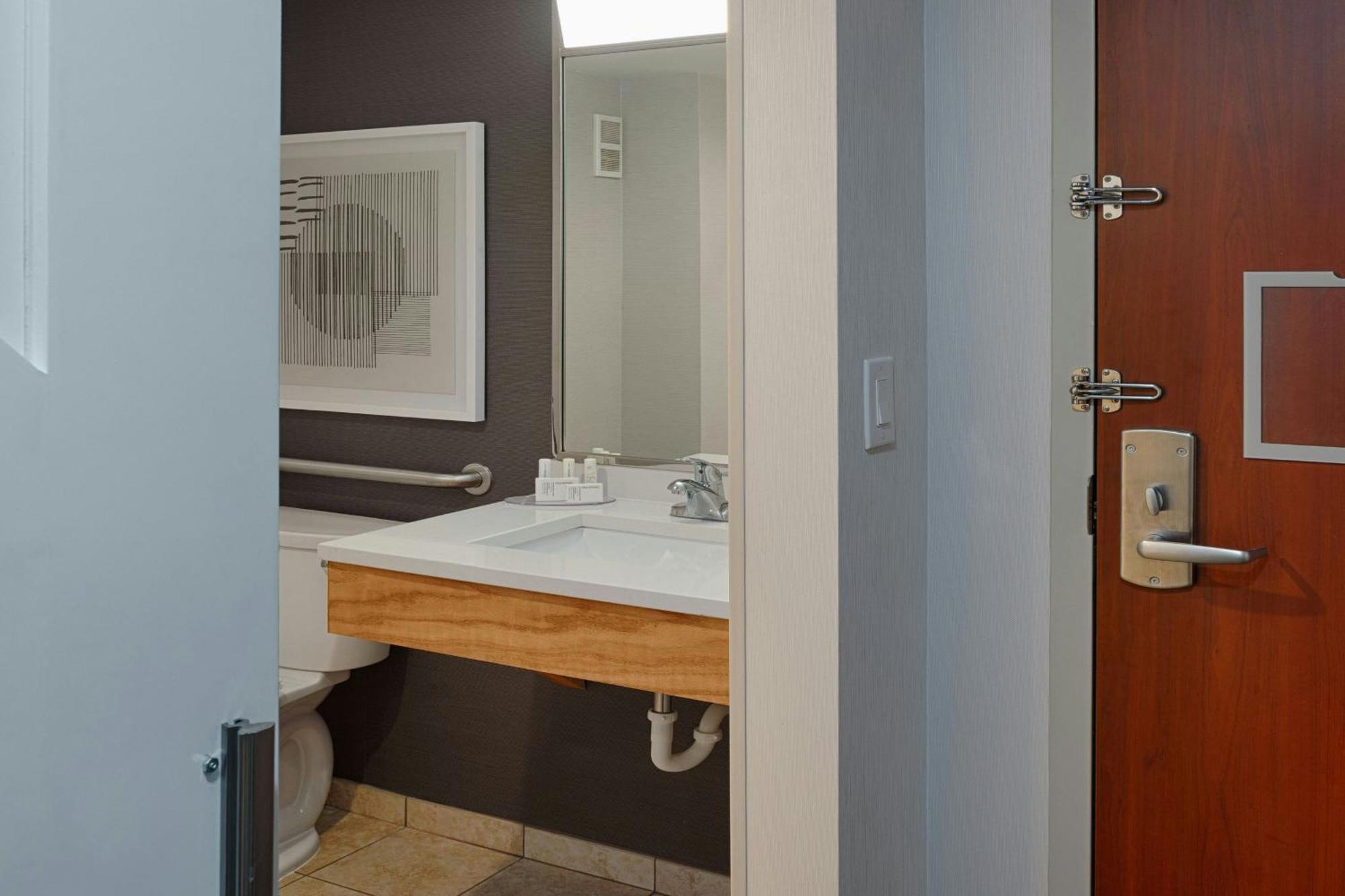מלון Courtyard By Marriott Springfield Downtown מראה חיצוני תמונה