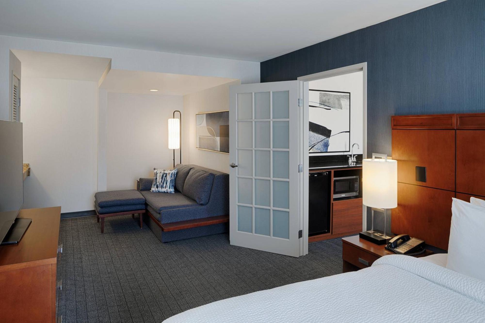 מלון Courtyard By Marriott Springfield Downtown מראה חיצוני תמונה