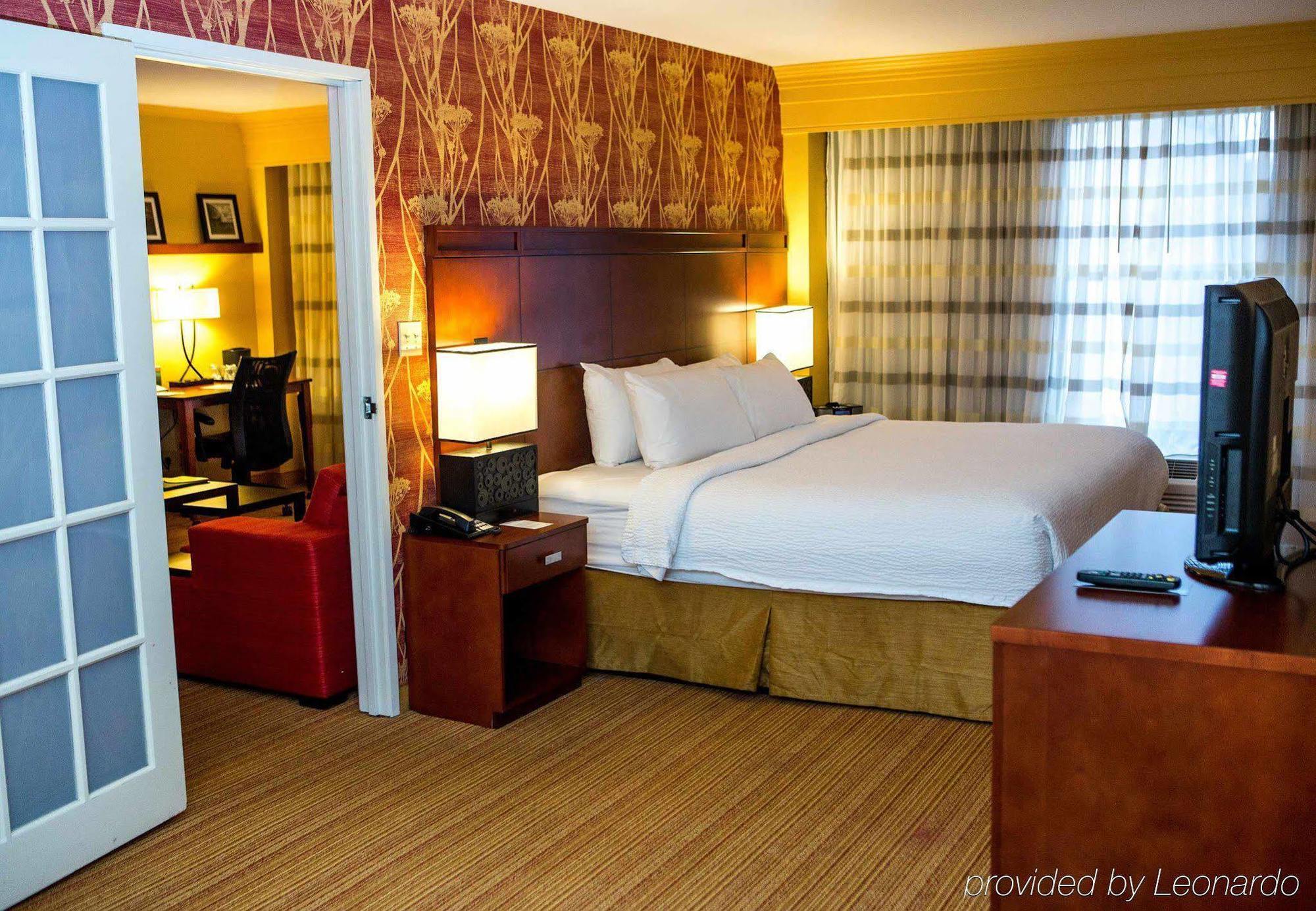 מלון Courtyard By Marriott Springfield Downtown מראה חיצוני תמונה